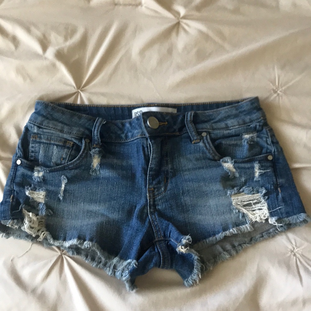 ☀️RSQ jean shorts!☀️